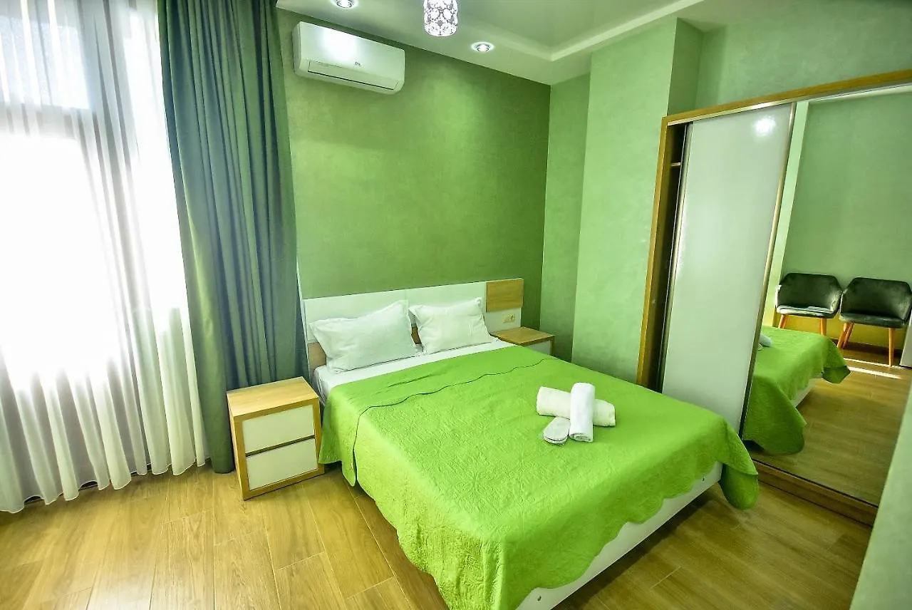 Hotel Ranu Batumi 0*,